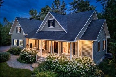 /international/ca/128-rue-des-coprins-bromont-quebec-110097781935/