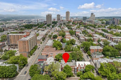 /international/ca/1037-1039-av-des-erables-quebec-la-cite-limoilou-quebec-110100328460/?lang=zh-cn