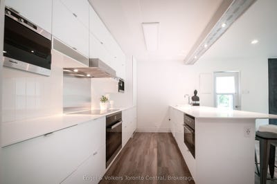 /international/ca/19-dawson-drive-50-collingwood-ontario-110108977136/