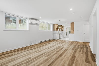 /international/ca/100-rue-lonergan-1-sainte-therese-quebec-110103651889/