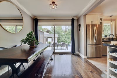 /international/ca/465-fourth-line-oakville-ontario-110100980828/
