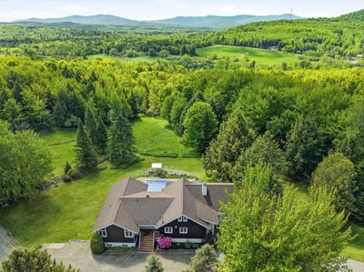 /international/ca/16-ch-frizzle-lac-brome-quebec-110105876759/