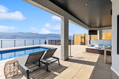 /international/ca/1069-sunnyside-road-west-kelowna-british-columbia-110108355896/