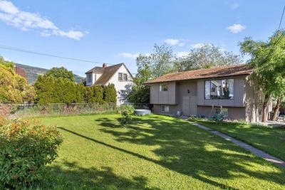 /international/ca/1502-32-avenue-vernon-british-columbia-110099887019/