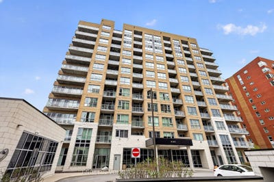 /international/ca/330-titan-private-711-cityview-parkwoods-hills-rideau-shore-ontario-110107877601/
