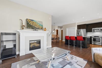 /international/ca/15195-36-avenue-214-surrey-british-columbia-110106271613/