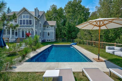 /international/ca/2-rue-alarie-lac-brome-quebec-110107850161/