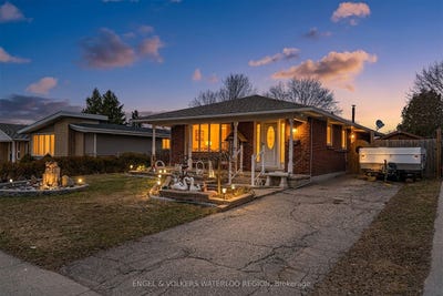 /international/ca/515-strasburg-road-kitchener-ontario-110108615263/