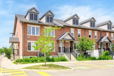/international/ca/246-penetanguishene-rd-6-barrie-ontario-110101008930/
