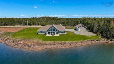 /international/ca/86-freddies-lane-louisdale-nova-scotia-110108293692/