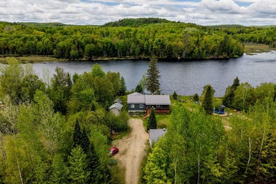 /international/ca/668-ch-du-ruisseau-val-des-monts-quebec-110108427002/