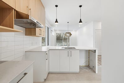/international/ca/10-rue-lonergan-2-sainte-therese-quebec-110103651924/