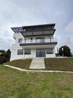 /international/co/casa-65-campo-alegre-110101367992/?lang=en