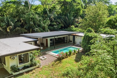 /international/cr/villa-shanti-samara-guanacaste-province-110108348450/
