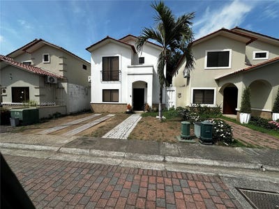 /international/ec/la-serena-mzna-4-villa-11-calle-3era-110100942752/?lang=es