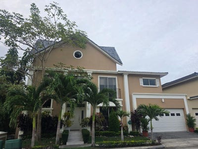 /international/pa/clayton-panama-city-panama-city-110108469629/