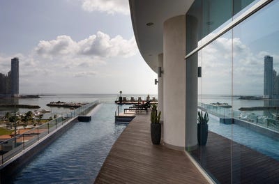 /international/pa/yacht-club-panama-panama-city-110101114503/?lang=id