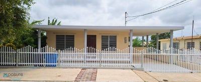 /international/pr/423-calle-jose-a-palau-aguadilla-aguadilla-aguadilla-pueblo-110100970570/