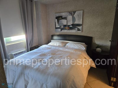 /international/pr/35-av-manuel-fernandez-juncos-miramar-san-juan-110105839949/