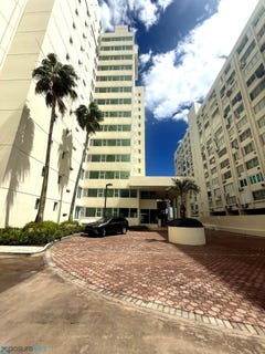 /international/pr/7063-ave-los-gobernadores-isla-verde-carolina-110107276855/