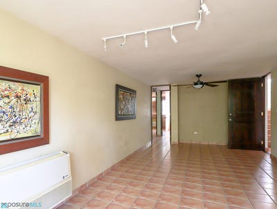 /international/pr/km-13-pr-833-frailes-guaynabo-110106958086/