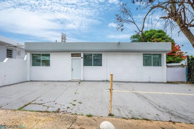 /international/pr/127-calle-carite-san-juan-san-juan-san-juan-110108822566/