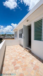 /international/pr/0-urb-summit-hills-san-juan-san-juan-san-juan-110109138384/
