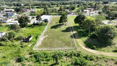 /international/pr/km-0-6-carretera-683-bo-factor-factor-arecibo-arecibo-110105934639/