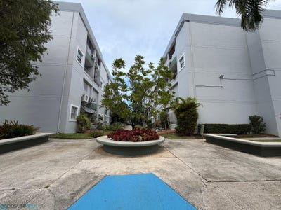 /international/pr/195-ave-arterial-hostos-san-juan-san-juan-san-juan-110108716129/