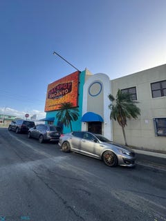 /international/pr/162-calle-las-flores-san-juan-san-juan-110108607931/