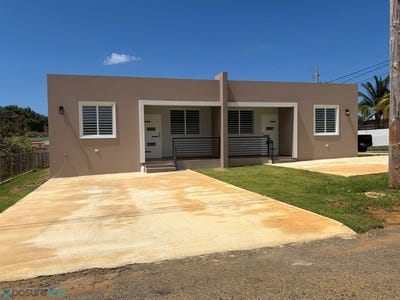 /international/pr/1-ceiba-baja-aguadilla-ceiba-baja-aguadilla-aguadilla-pueblo-110108470949/