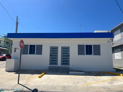 /international/pr/211-emilio-gonzalez-isabela-isabela-isabela-110108495093/