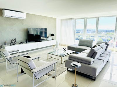 /international/pr/2-ave-munoz-rivera-hato-rey-central-san-juan-san-juan-110107779335/