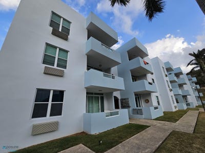 /international/pr/302-sea-side-court-unit-302-bajura-isabela-isabela-110108495818/