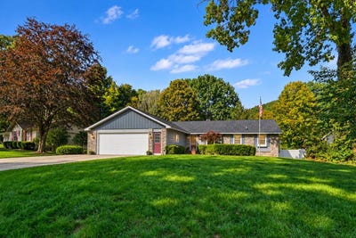 /international/us/6879-gettysburg-drive-hudsonville-mi-110120459477/