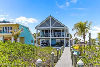 /international/us/18-vip-island-grant-valkaria-fl-110107784495/