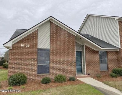 /international/us/16-upton-court-greenville-nc-110108352351/