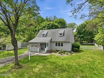 /international/us/87-murray-avenue-delmar-ny-110108296958/
