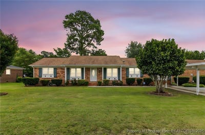 /international/us/5210-brookfield-road-fayetteville-nc-110101502474/?lang=id