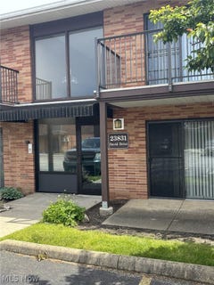 /international/us/23831-david-drive-north-olmsted-oh-110108167837/