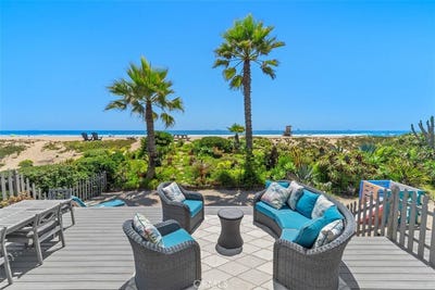 /international/us/17111-s-pacific-avenue-sunset-beach-ca-110108544869/