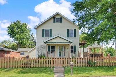/international/us/749-edith-street-dubuque-ia-110108479909/