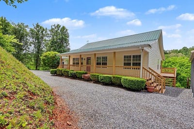 /international/us/257-brandus-drive-hayesville-nc-110107713086/