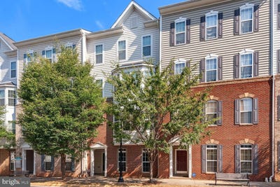 /international/us/9538-mine-gap-way-manassas-va-110108438327/
