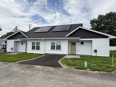 /international/us/1-solar-way-south-portland-me-110093756513/