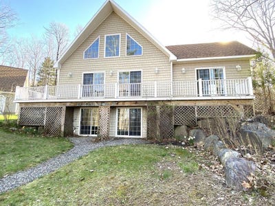 /international/us/625-shore-road-northport-me-110099295894/