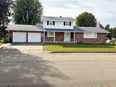 /international/us/835-ne-2nd-street-marion-wi-110120020411/