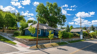 /international/us/538-whiteriver-avenue-rifle-co-110119653437/
