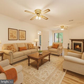 /international/us/2232-southgate-square-reston-va-110106954298/