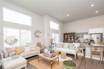 /international/us/1768-apex-avenue-west-des-moines-ia-110107628958/